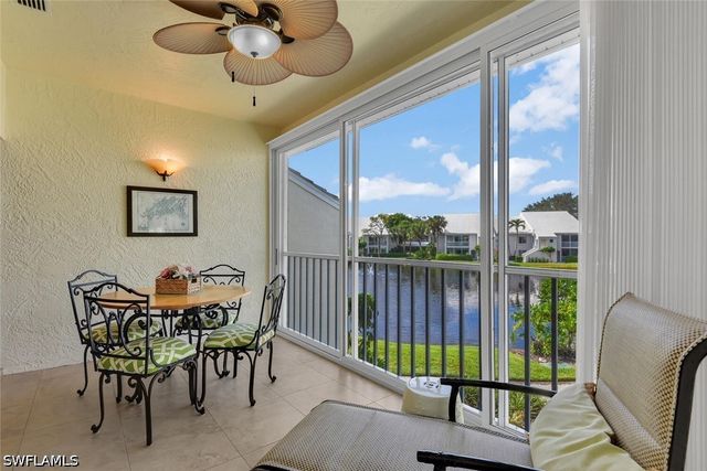780 Willowbrook DR 707, Naples, FL 34108