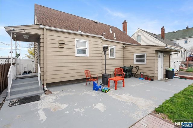 330 Harrison Avenue, Lodi, NJ 07644
