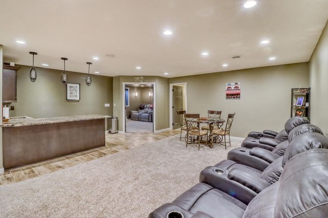 2607 Mcleod Drive E, West Fargo, ND 58078