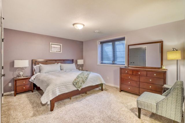 2607 Mcleod Drive E, West Fargo, ND 58078