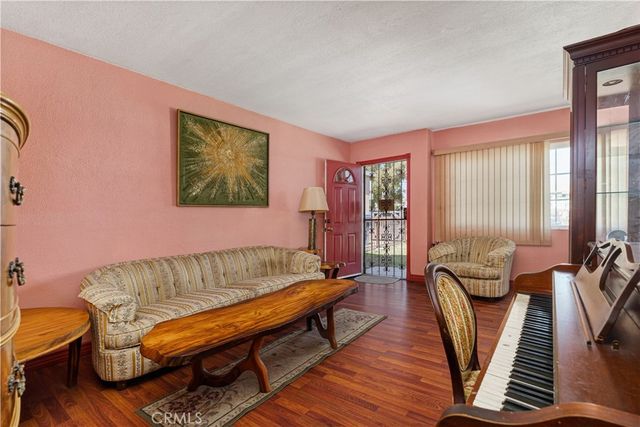 981 W Oliver Street, San Pedro, CA 90731