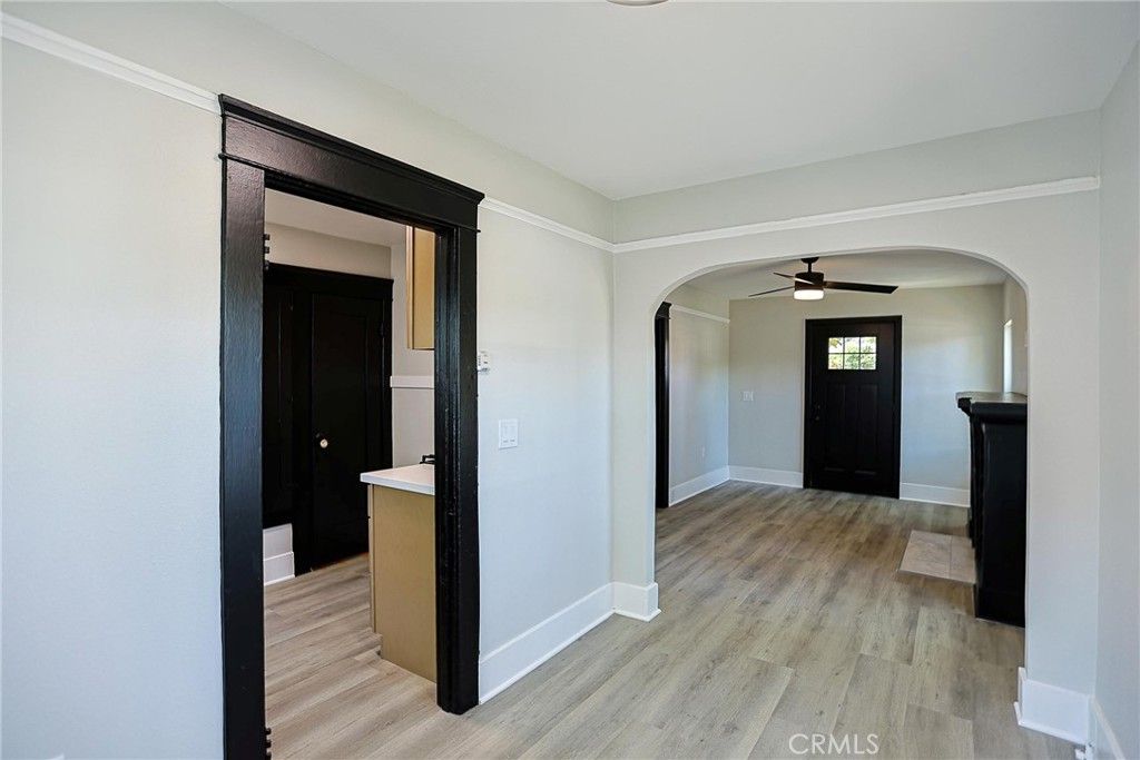 Image 19 of property listing at 401 S Garnsey Street, Santa Ana, CA 92701