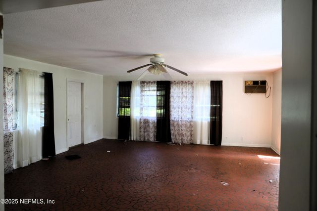 21514 SE 69TH Avenue, Hawthorne, FL 32640