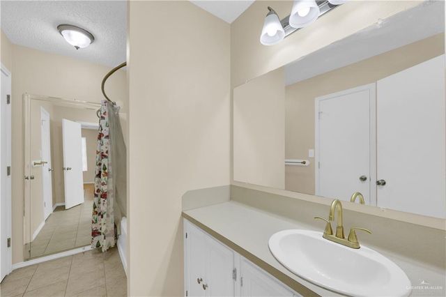 1215 Kokopelli Drive, Edinburg, TX 78541