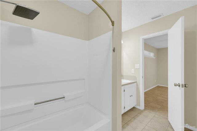 1215 Kokopelli Drive, Edinburg, TX 78541