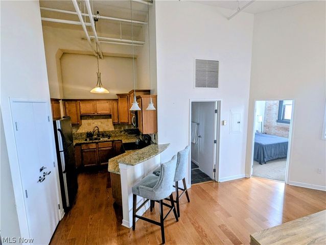 1133 W 9th Street 604, Cleveland, OH 44113