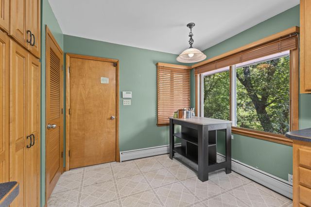 3810 Bassett Creek Drive, Golden Valley, MN 55422