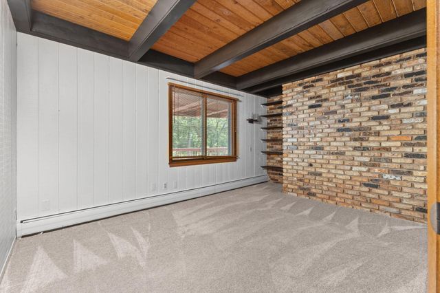3810 Bassett Creek Drive, Golden Valley, MN 55422