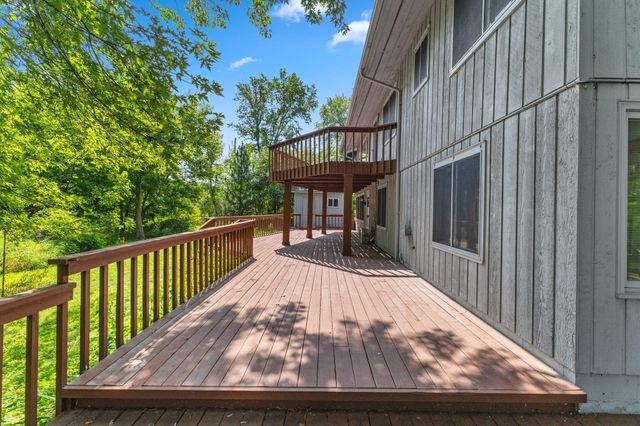 3810 Bassett Creek Drive, Golden Valley, MN 55422