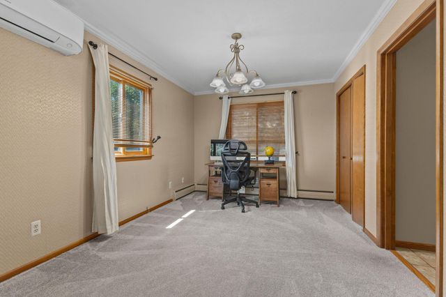 3810 Bassett Creek Drive, Golden Valley, MN 55422