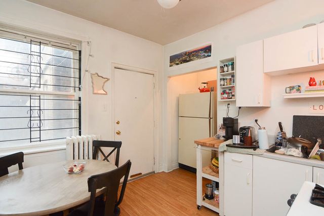 1929 W Crystal Street 1A, Chicago, IL 60622