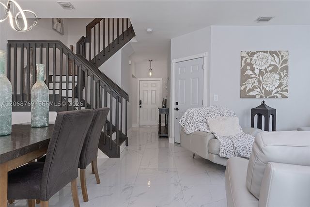 3850 NW 90th Way, Sunrise, FL 33351