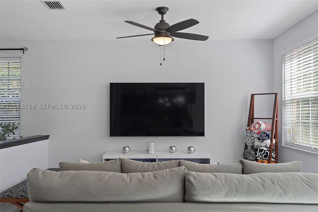 3850 NW 90th Way, Sunrise, FL 33351