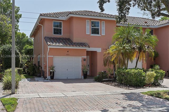 3850 NW 90th Way, Sunrise, FL 33351