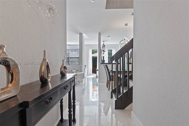 3850 NW 90th Way, Sunrise, FL 33351