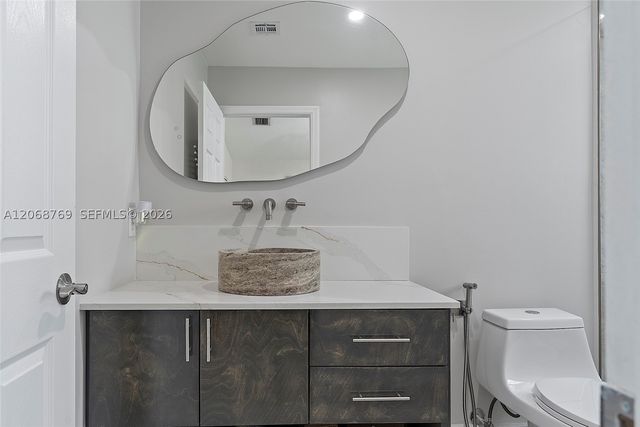3850 NW 90th Way, Sunrise, FL 33351