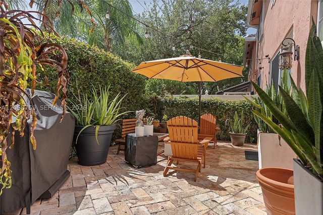 3850 NW 90th Way, Sunrise, FL 33351