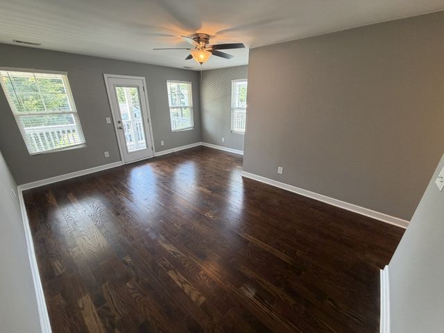 1006 Trice Dr, Nashville, TN 37209