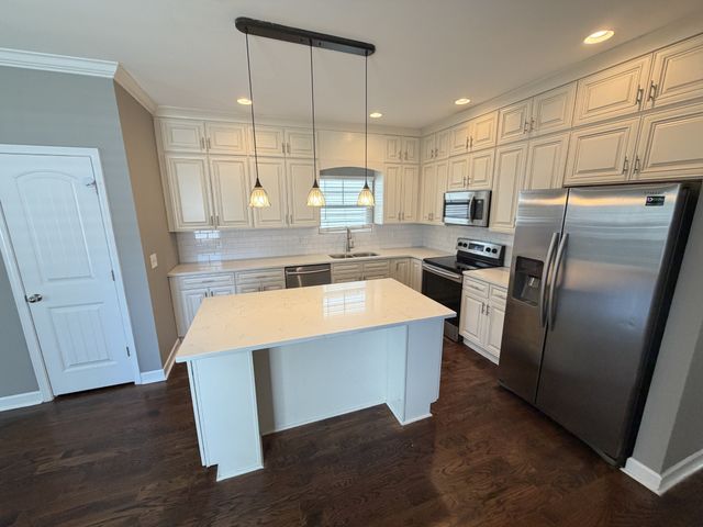 1006 Trice Dr, Nashville, TN 37209