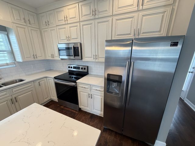 1006 Trice Dr, Nashville, TN 37209