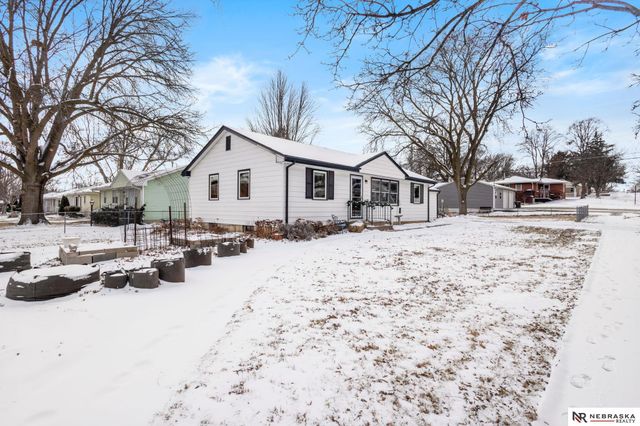 5945 Francis Street, Lincoln, NE 68505