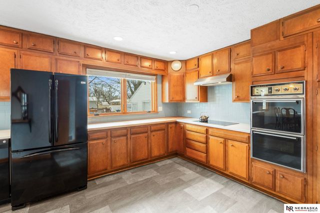 5945 Francis Street, Lincoln, NE 68505