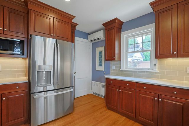 48 Faneuil Place, New Rochelle, NY 10801