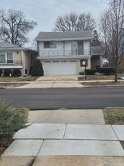 2429 George Street, Franklin Park, IL 60131