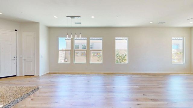 25 Pinot Noir, Rancho Mirage, CA 92270