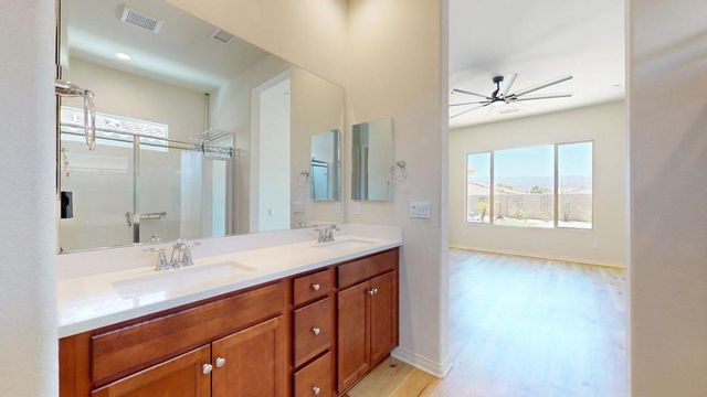 25 Pinot Noir, Rancho Mirage, CA 92270
