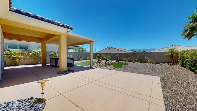 25 Pinot Noir, Rancho Mirage, CA 92270