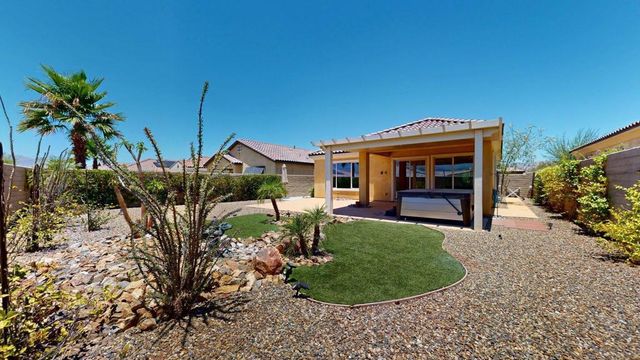 25 Pinot Noir, Rancho Mirage, CA 92270
