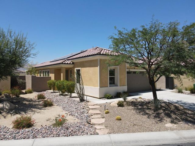 25 Pinot Noir, Rancho Mirage, CA 92270