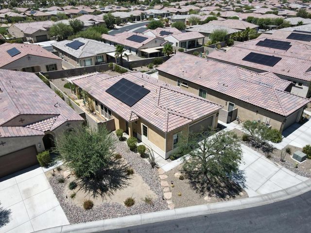 25 Pinot Noir, Rancho Mirage, CA 92270