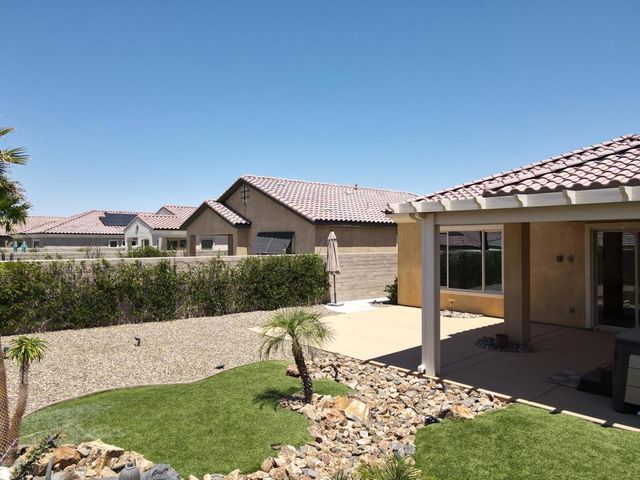 25 Pinot Noir, Rancho Mirage, CA 92270