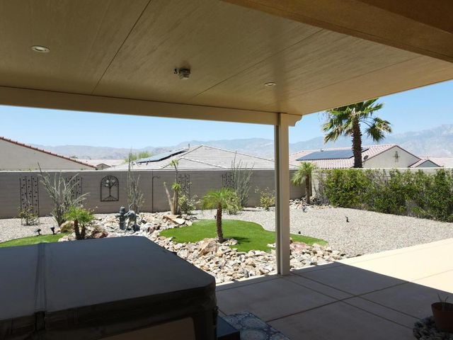 25 Pinot Noir, Rancho Mirage, CA 92270
