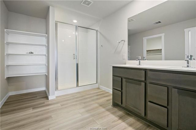 947 Lady Bird Lane, College Station, TX 77845