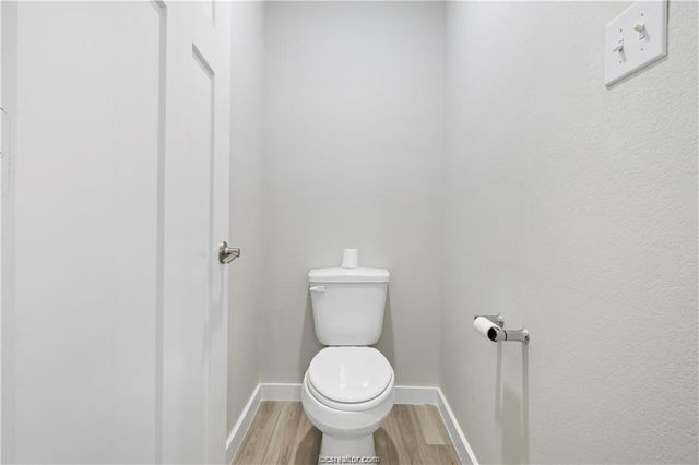 947 Lady Bird Lane, College Station, TX 77845