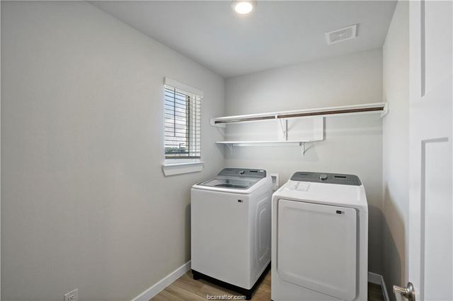 947 Lady Bird Lane, College Station, TX 77845