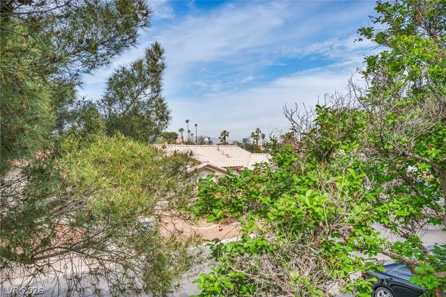 5222 Mandalay Springs Drive 201, Las Vegas, NV 89120