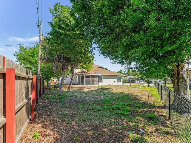 822 DIANE CIRCLE, Englewood, FL 34223