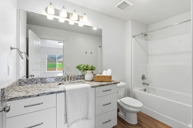 455 S 1580 E, Hyrum, UT 84319