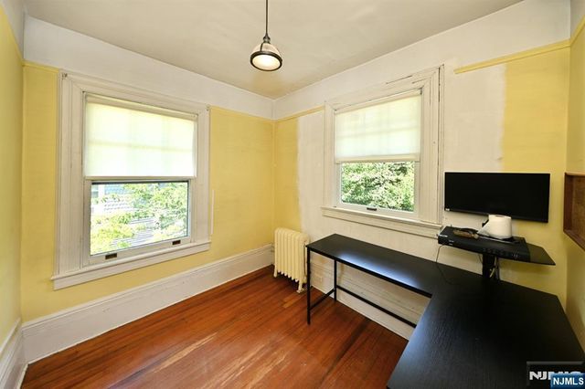 145 Park Avenue, Leonia, NJ 07605