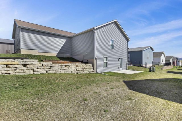 113 Lupine Avenue, Poynette, WI 53955
