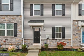 154 VAN FLEET CIR, Pottstown, PA 19464
