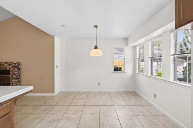 6361 N Barcus Avenue, Fresno, CA 93722