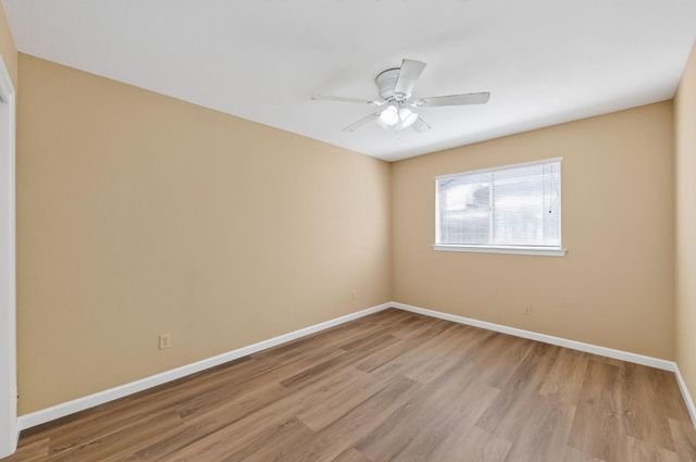 6361 N Barcus Avenue, Fresno, CA 93722