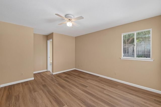6361 N Barcus Avenue, Fresno, CA 93722