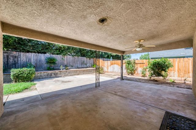 6361 N Barcus Avenue, Fresno, CA 93722