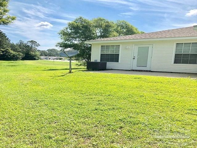 9692 Cobblebrook Dr, Pensacola, FL 32506